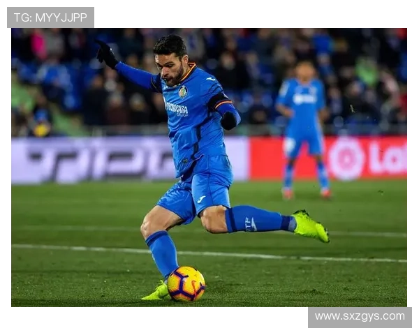 西甲第12轮焦点战塞维利亚主场迎战奥萨苏纳两队争夺关键三分